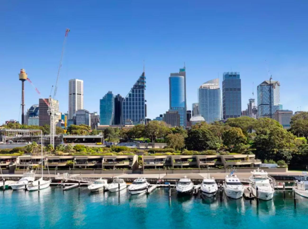 Spectacular Waterfront With Cosmopolitan Lifestyle Apartment Sydney
